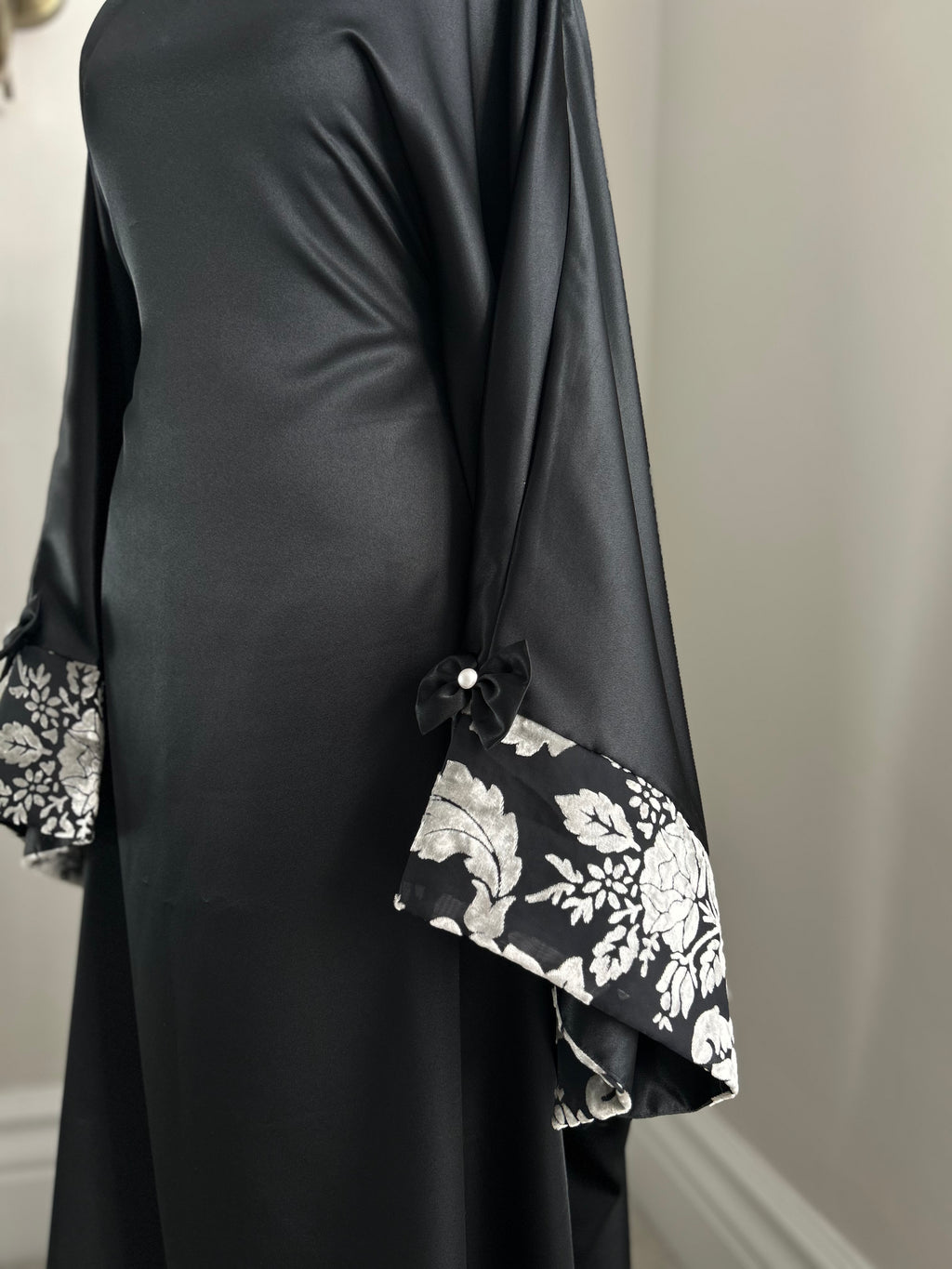 Ophelia Abaya