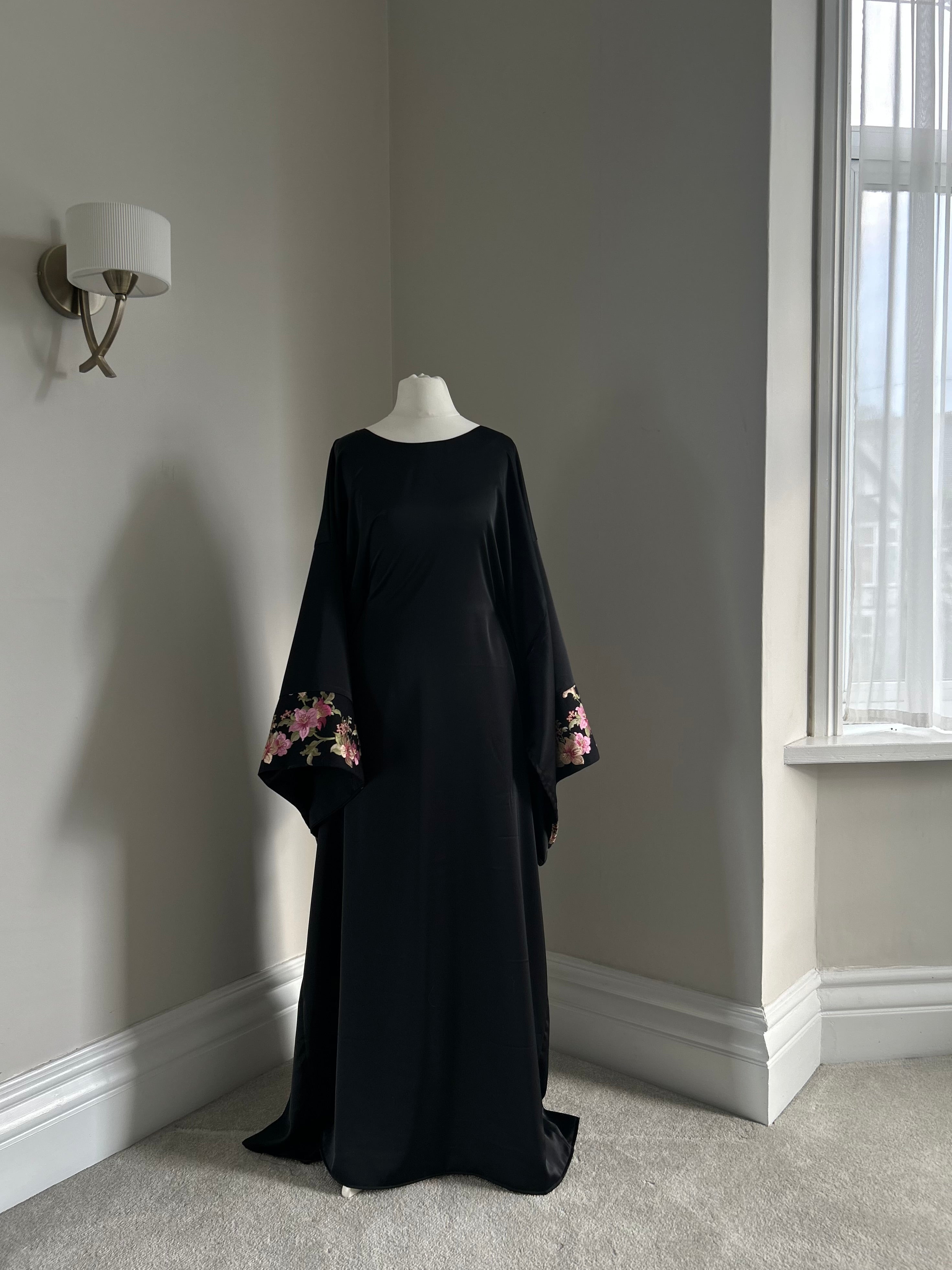 Primrose Abaya - Black