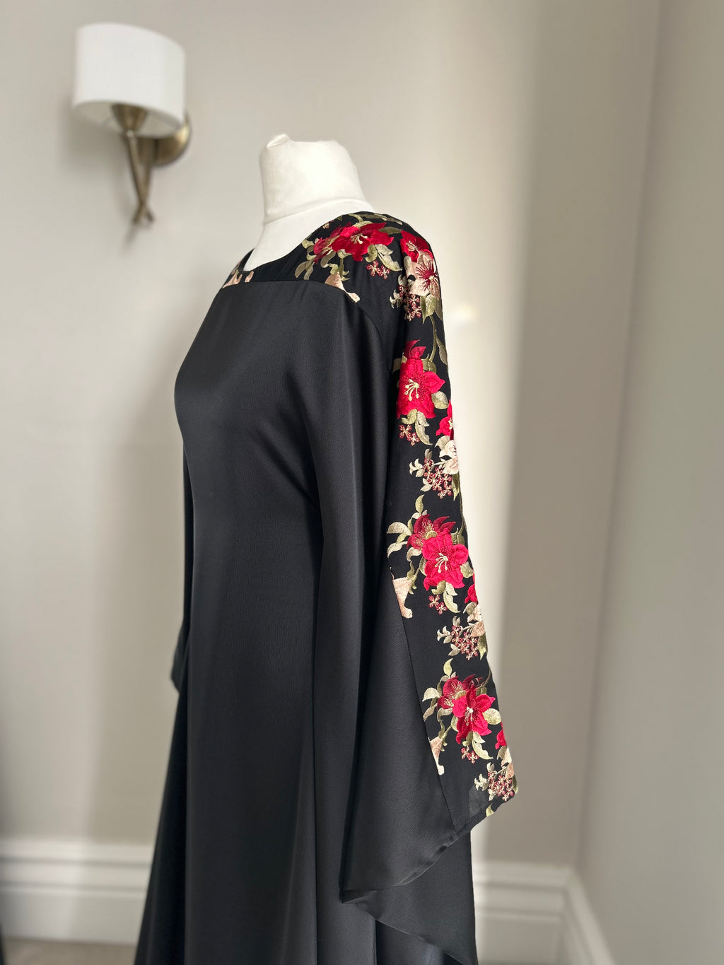 Rose Abaya