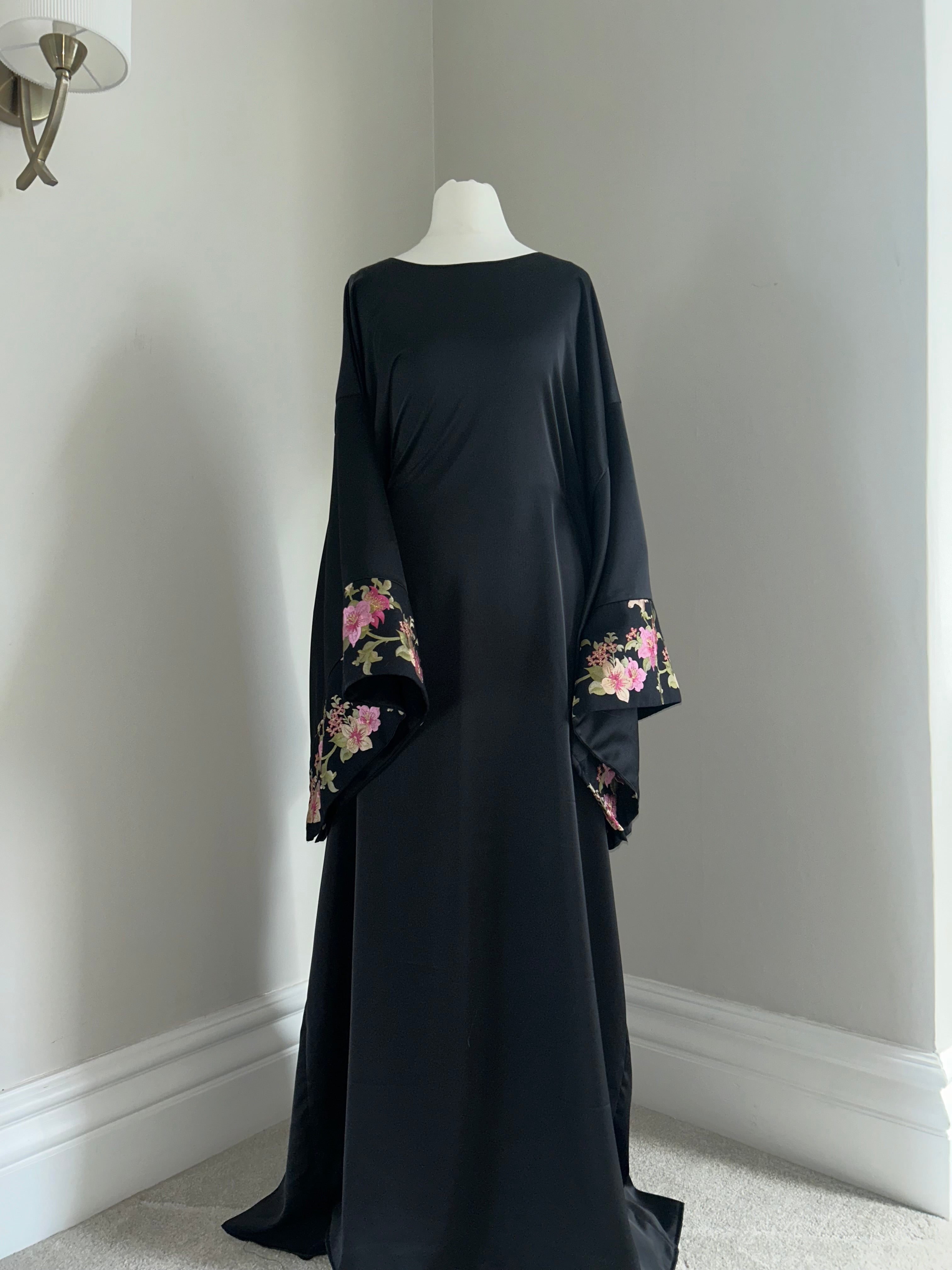 Primrose Abaya - Black